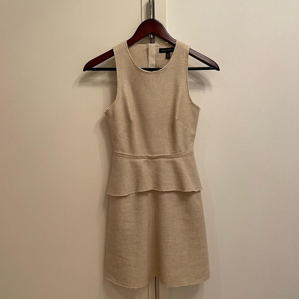 Banana Republic peplum linen/cotton dress 00P
